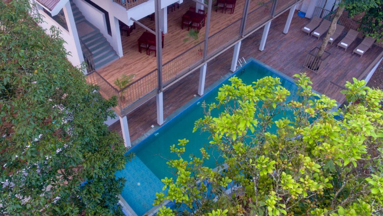 Abad Brookside Wayanad Hotel Vithiri Kültér fotó