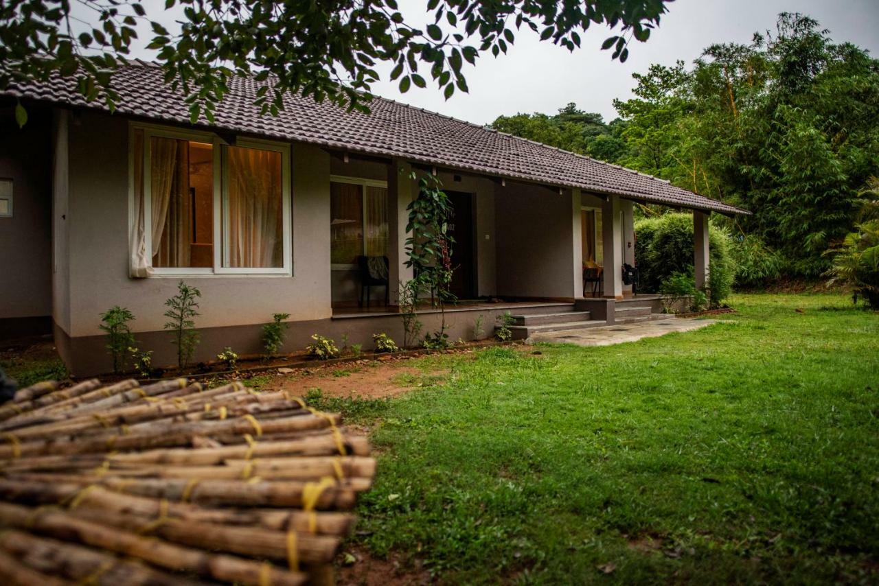 Abad Brookside Wayanad Hotel Vithiri Kültér fotó