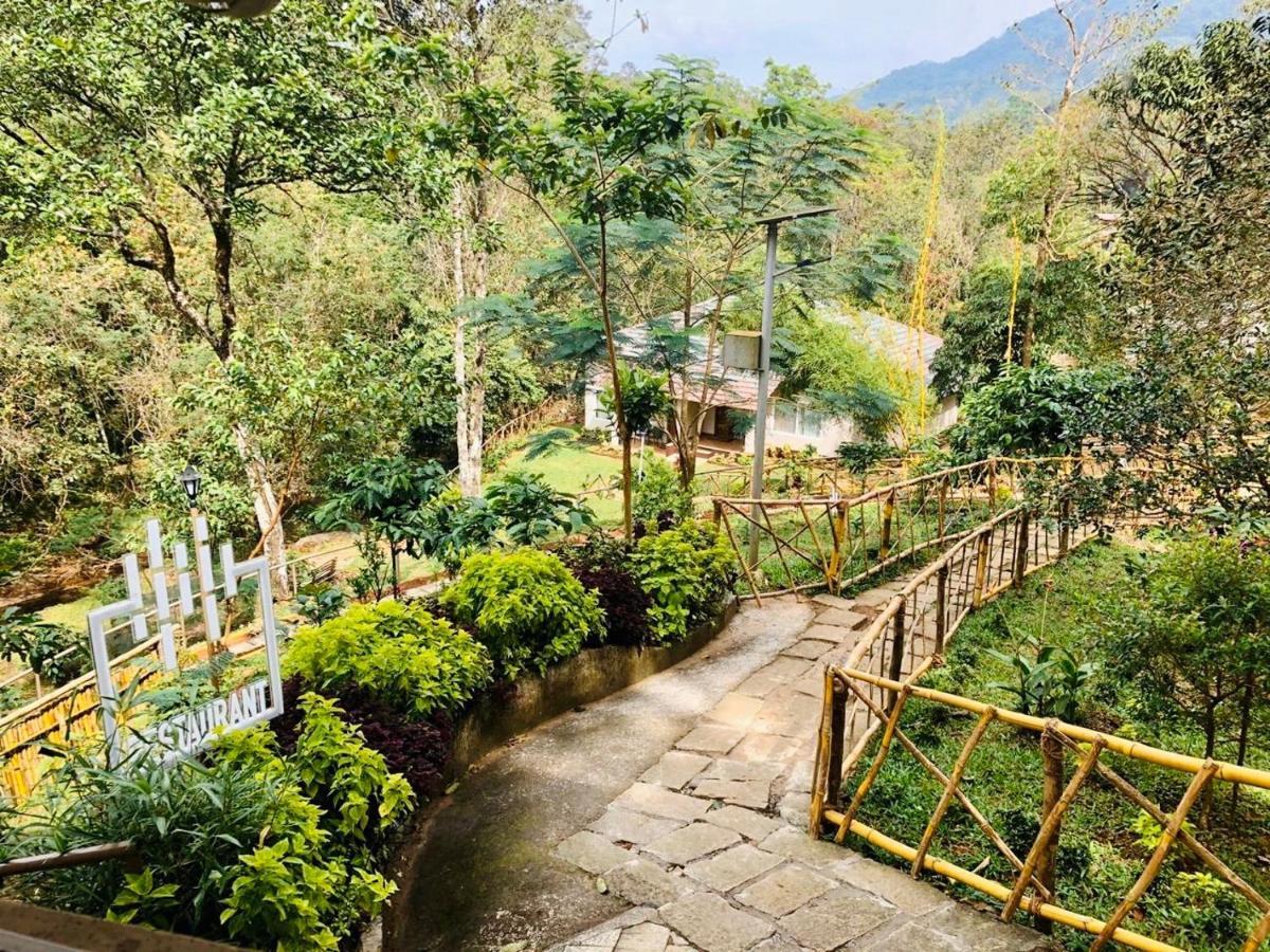 Abad Brookside Wayanad Hotel Vithiri Kültér fotó